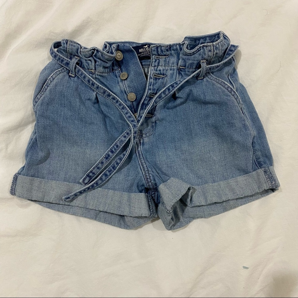 EUC Hollister denim tie shorts sz 3 / 26 jean